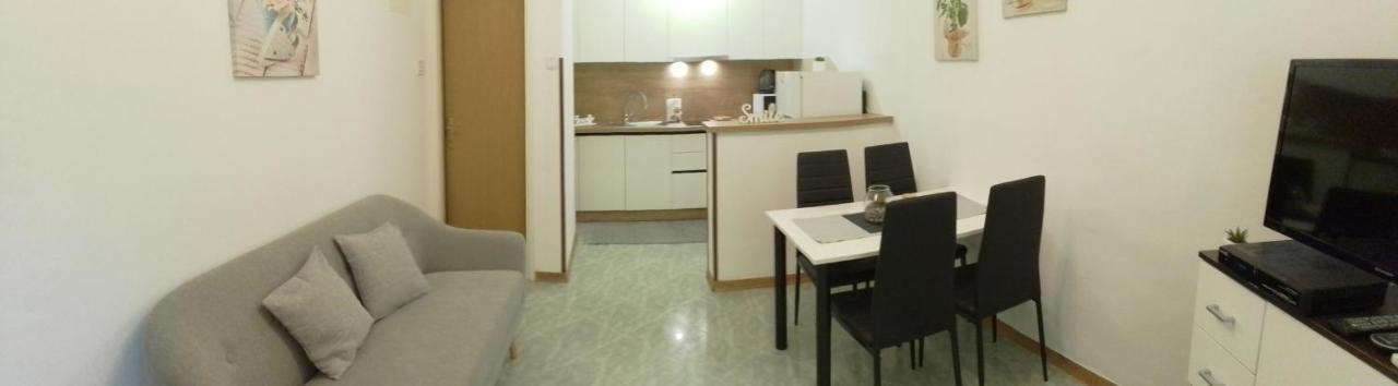 Ferienwohnung Apartman Leni Poreč Exterior foto